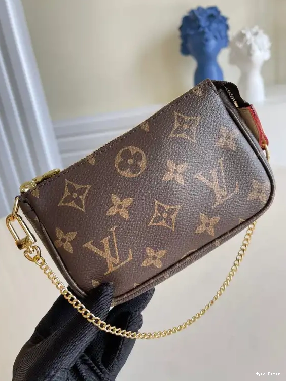 ACCESSOIRES POCHETTE LOUIS MINI VUITTON 0530